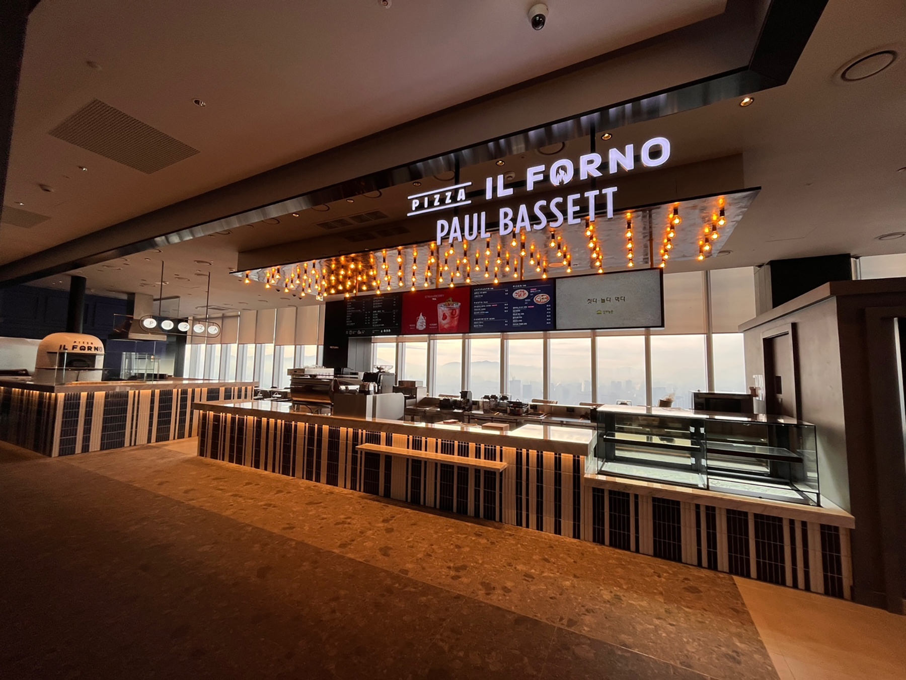 No.176  Paul Bassett X PIZZA IL FORNO Daejeon Shinsegae店 韓国