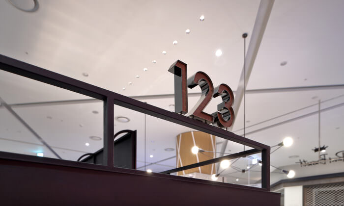No.123 Paul Bassett Lotte Mall Suji