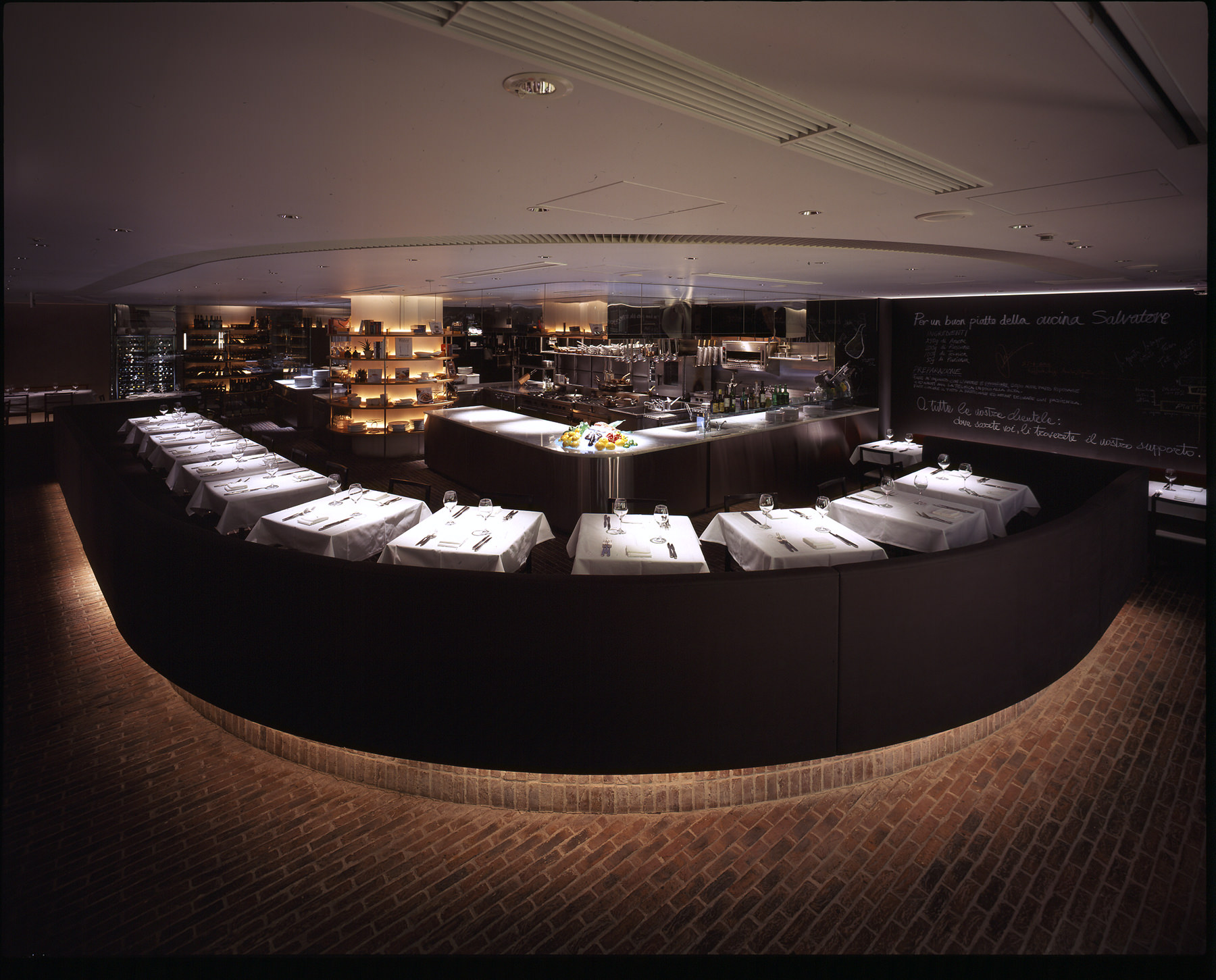 The kitchen Salvatore Cuomo 六本木ヒルズ店