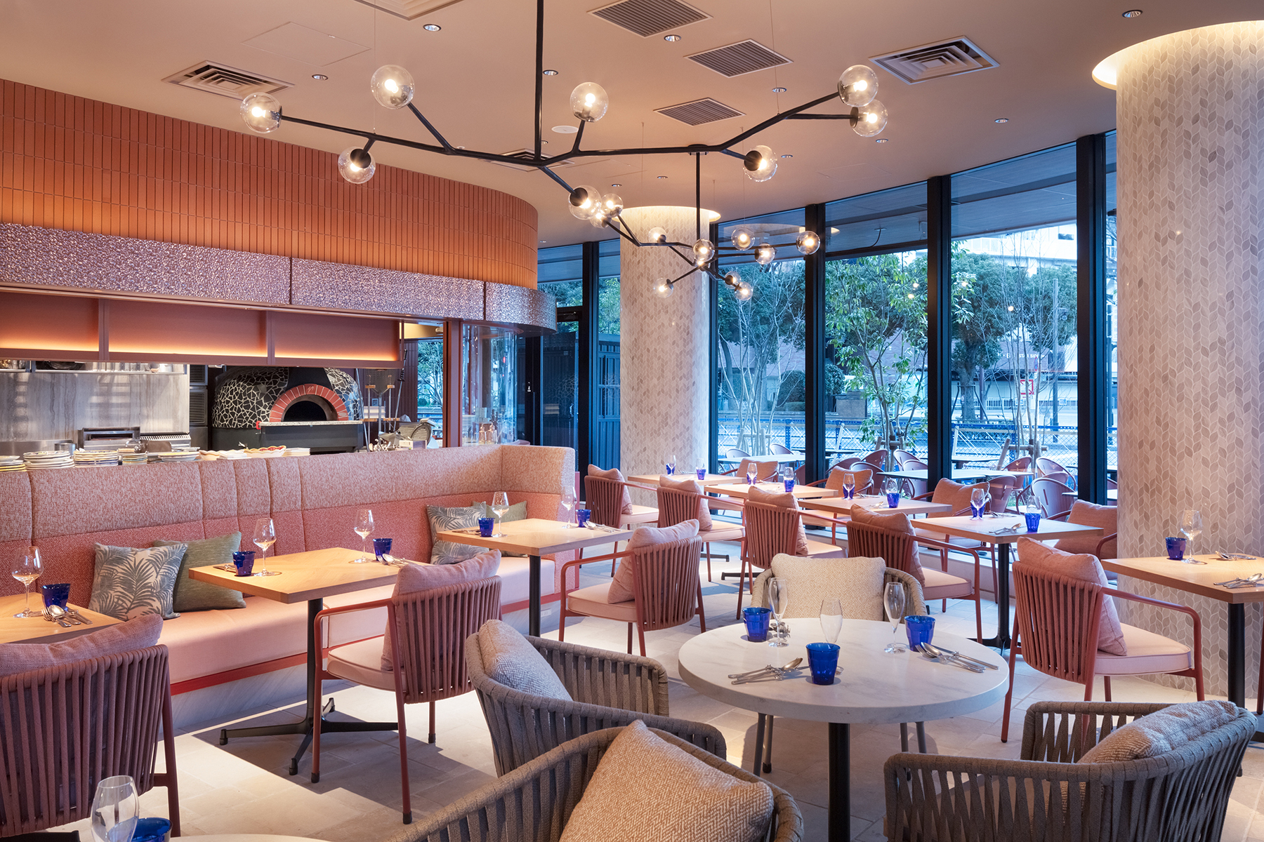 The TRATTORIA SALVATORE CAFE  BASEGATE横浜関内